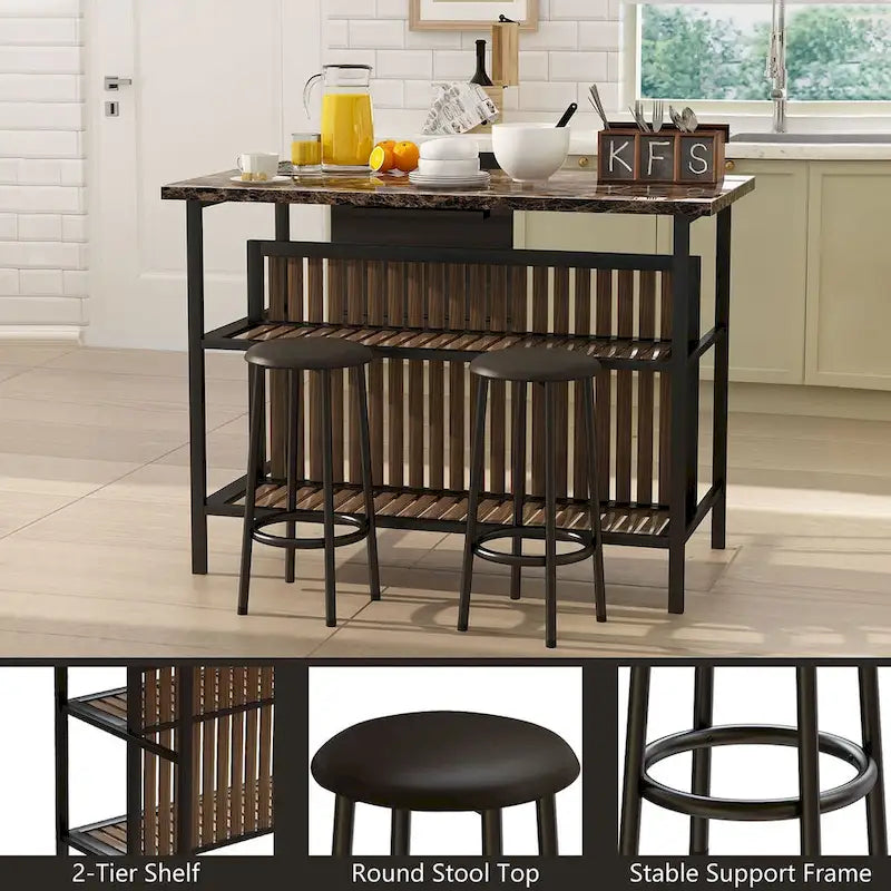 Îlot de cuisine moderne du milieu du siècle avec plateau imitation marbre, 2 tabourets et étagères